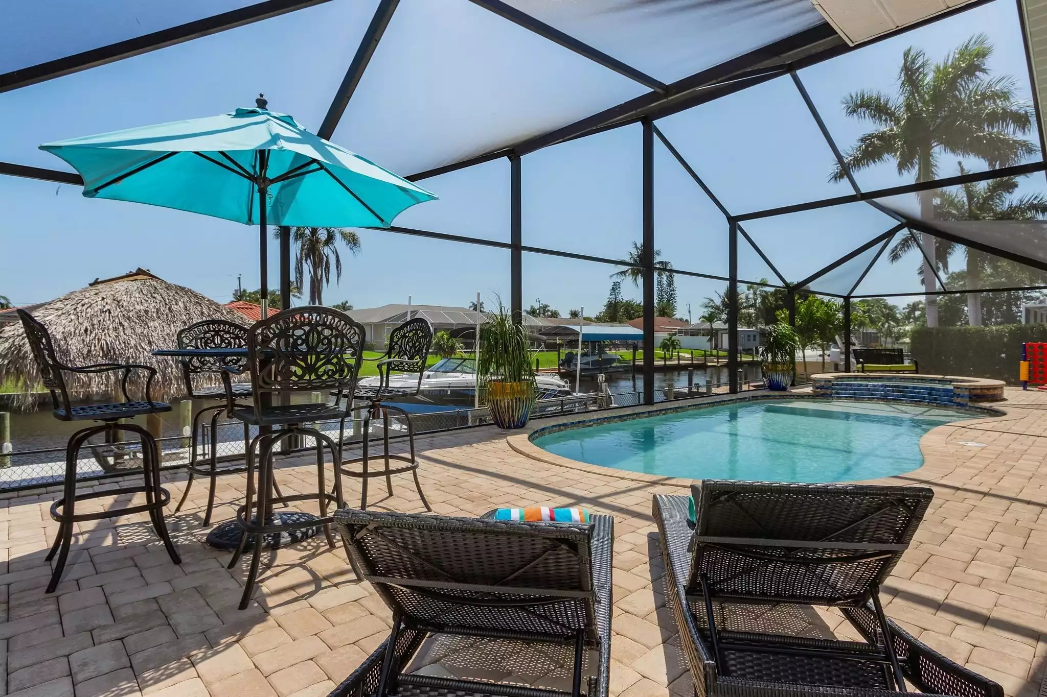 HIgh Top seating for 4 - Villa Paradise Isle - Heated Pool/Spa/Outdoor Bar - Cape Coral