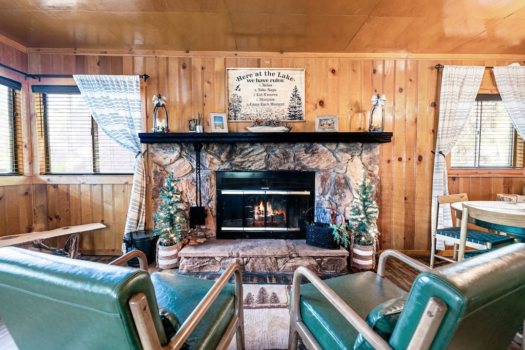 NEW HotTub • Near Big Bear Lake & Village • Family