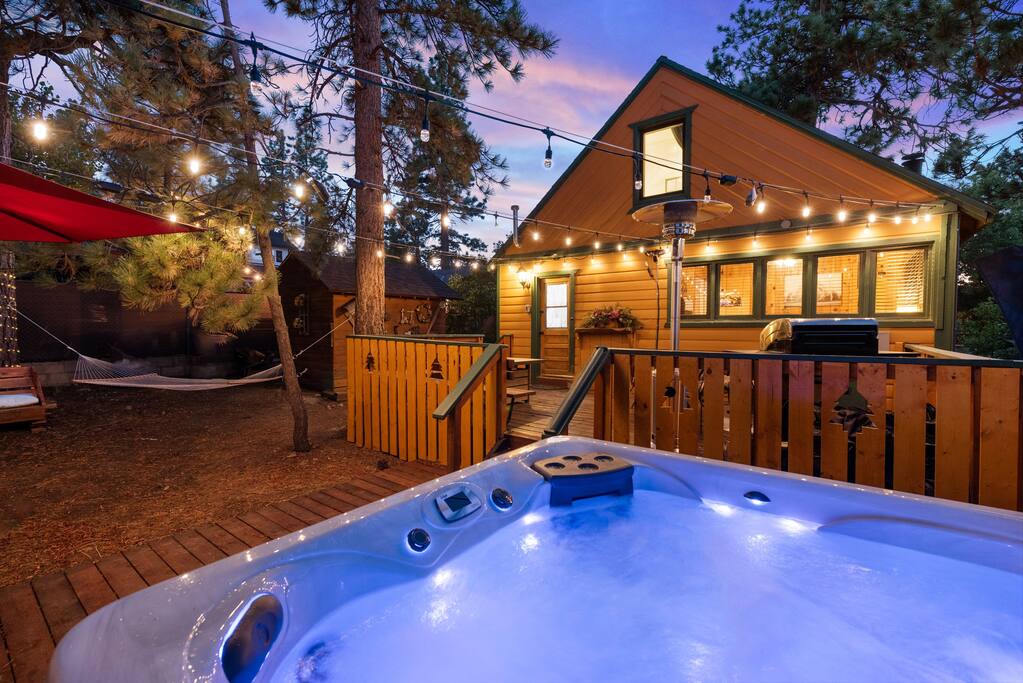 NEW HotTub • Near Big Bear Lake & Village • Family