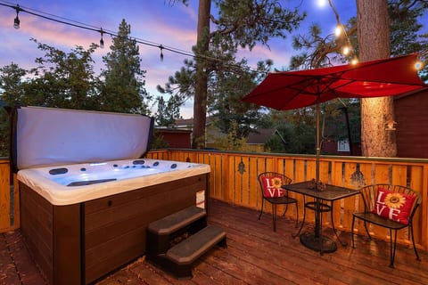 NEW Hot Tub ready for you to relax during your mountain stay!