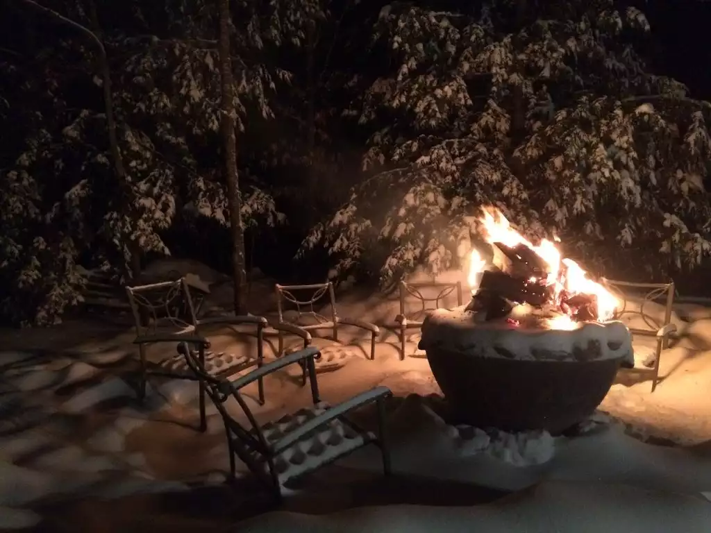 Winter ~ Fire pit - Vermont Cottage Amherst Lake & Sanctuary - Plymouth