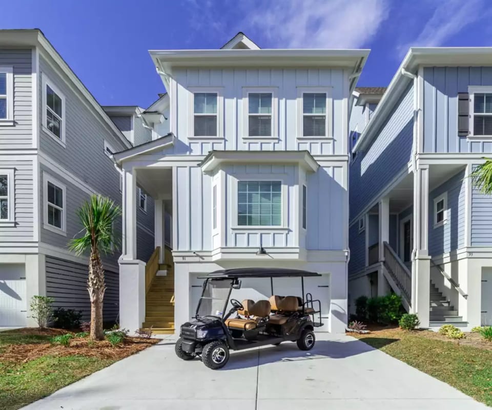 Your Beach House Getaway With 6-Seater Golf Cart included with your stay!
