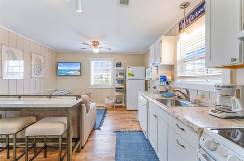 Castaway Cottage