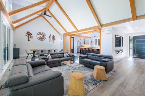 Living & Dining Room 