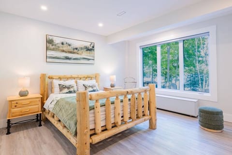 Forest Room 