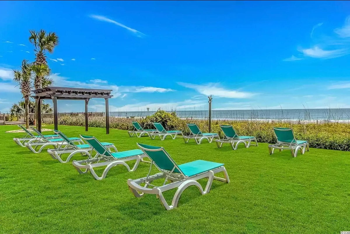 During your stay, discover the many ways you can relax, rejuvenate, and make lasting memories in what most vacationers consider the best shoreline section of Myrtle Beach.