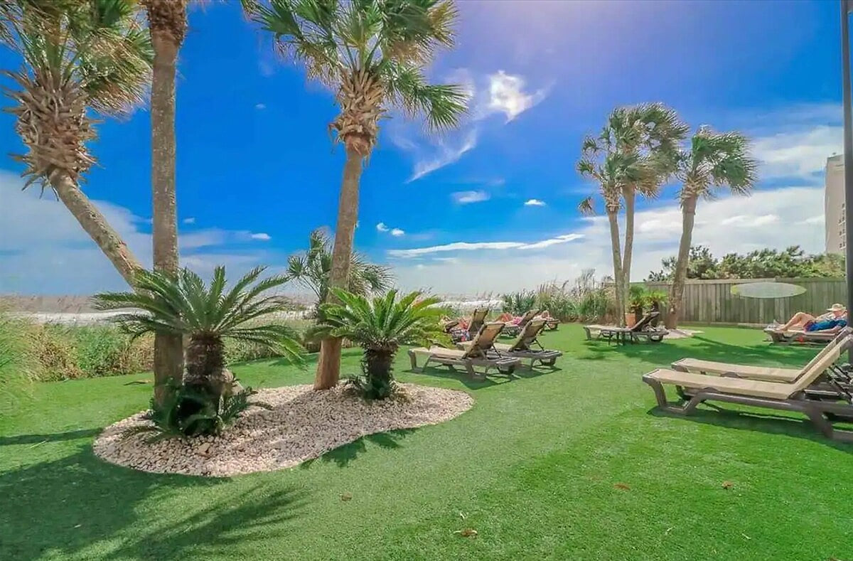 Your visit to Sand Dunes Resort offers the perfect balance of fun and relaxation.