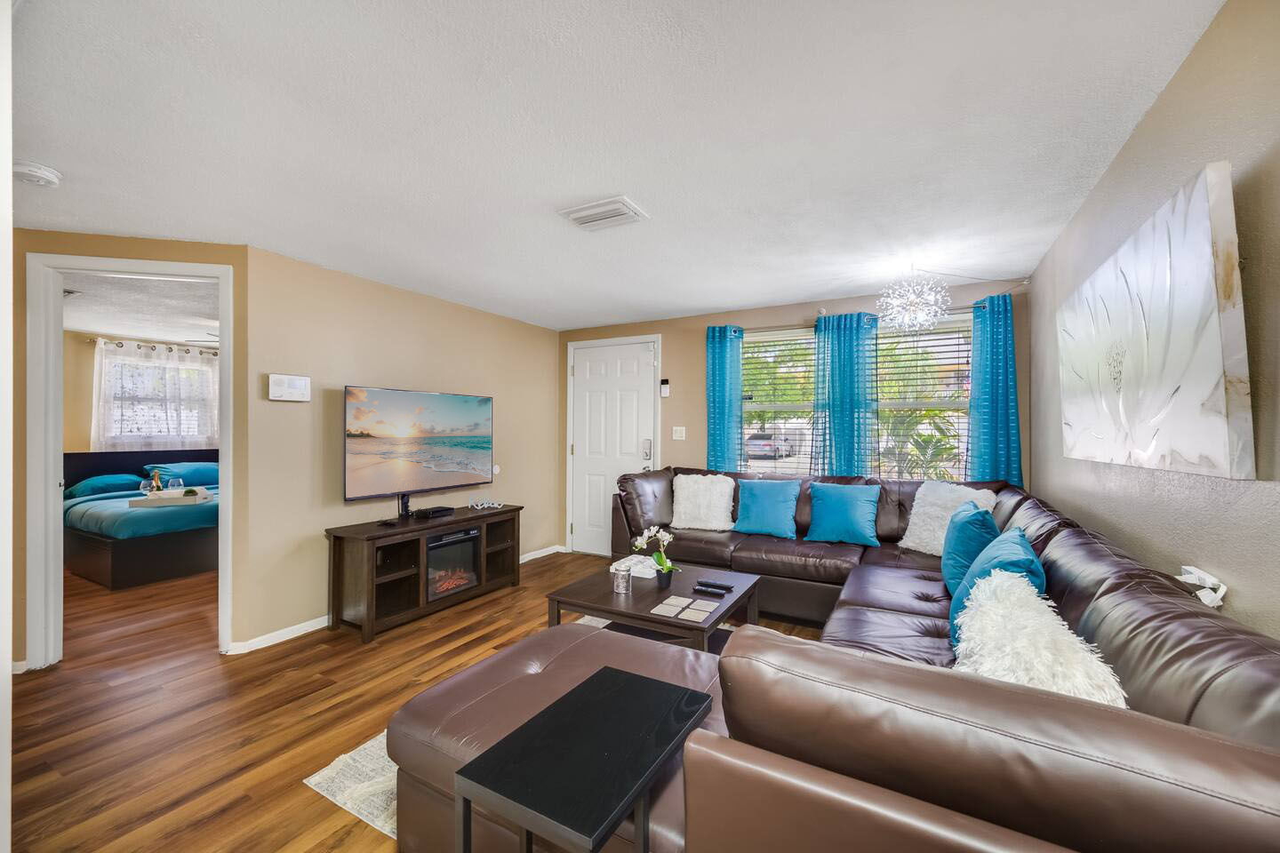 hudson-harbor-hideaway/