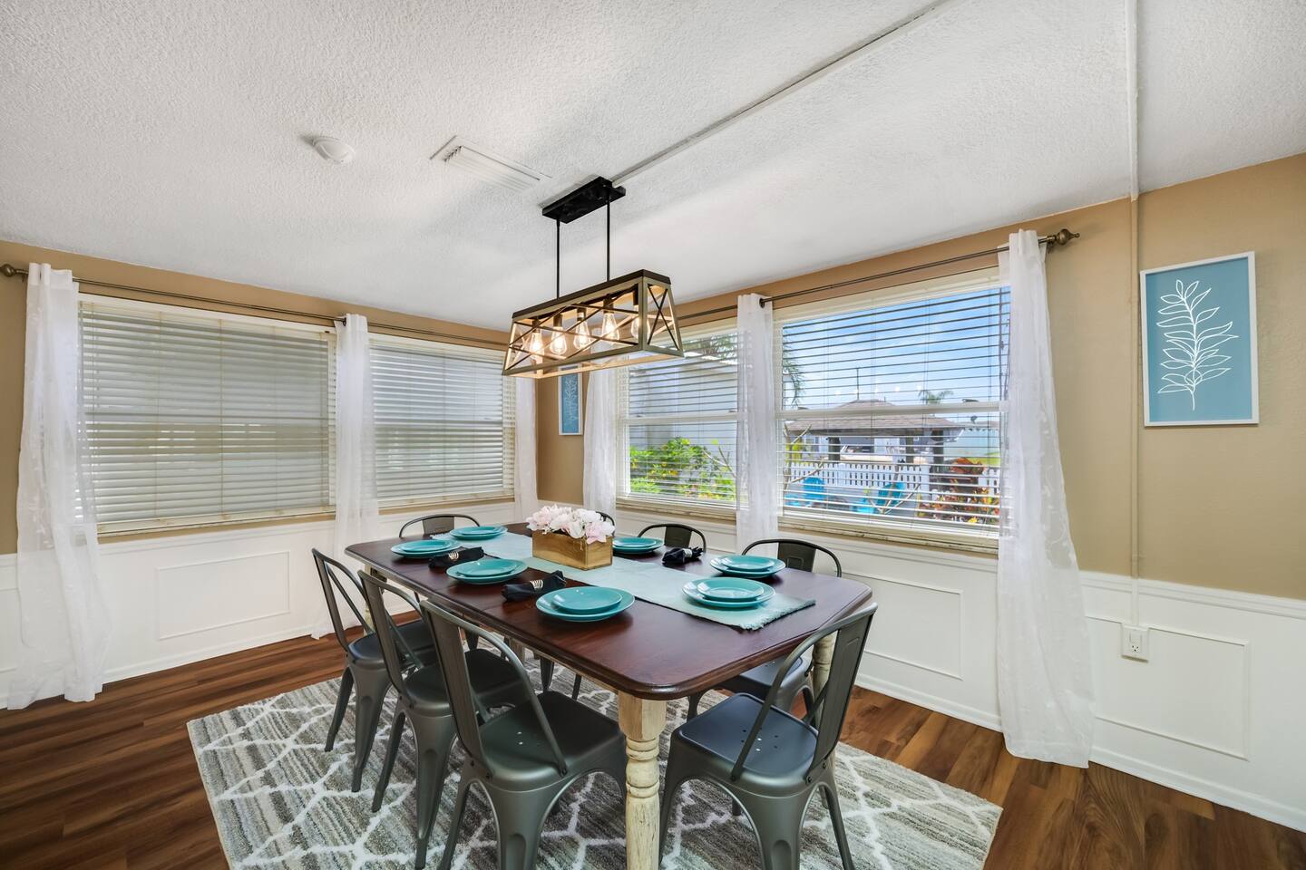 hudson-harbor-hideaway/