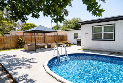 Enjoy your stay while swimming in this beautiful heated pool with family and friends! Send us a message if you have any questions!