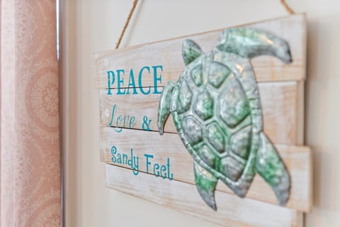 Turtle Shack - Ocean Isle Beach