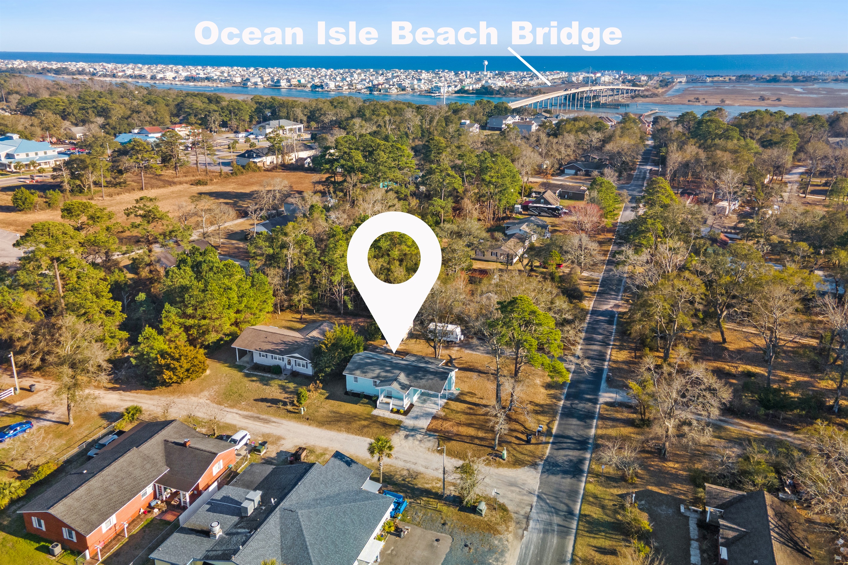 📍 Drone view = proof we’re turtley close to everything. Walk, bike, or drive—you’re always just minutes from the waves.