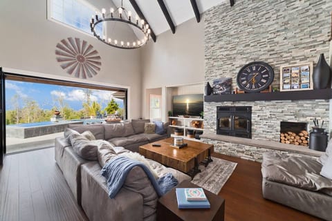 Luxury Estate,Ocean View, Pool, desired elevation