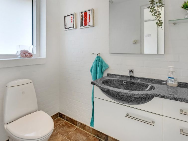 Bathroom - Donka - 20km from the sea in Western Jutland - Skjern