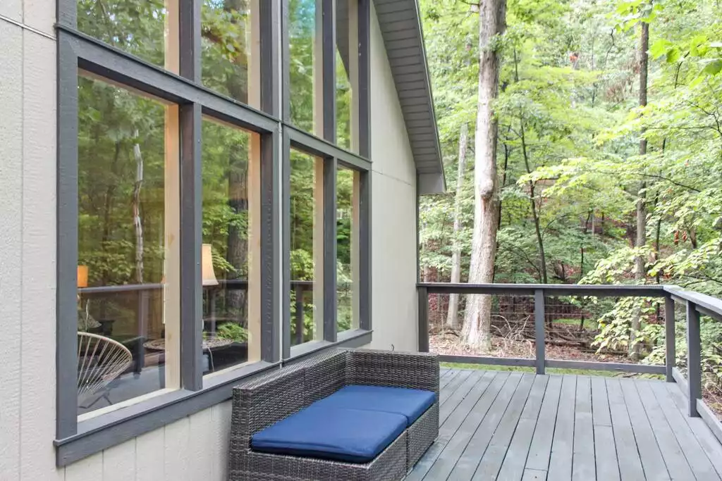 The deck is perfect for morning yoga, sipping a cup of coffee, or reading a book! - The Cabin on the Run - Hedgesville