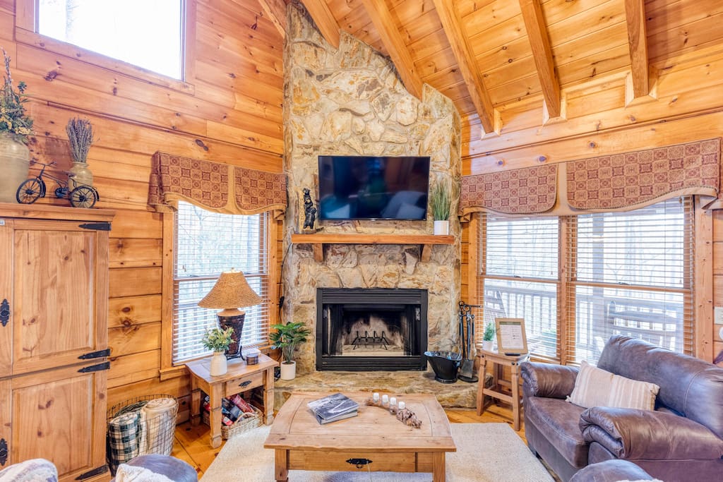 Lake View! Cozy Cabin w/ Hot Tub & Wood Fireplace!
