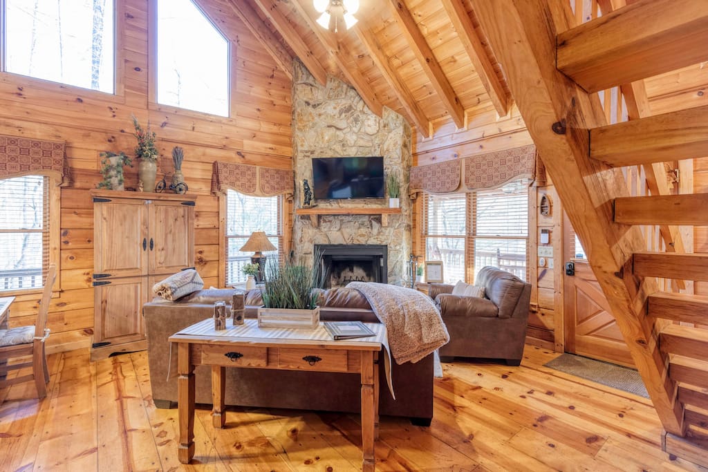Lake View! Cozy Cabin w/ Hot Tub & Wood Fireplace!