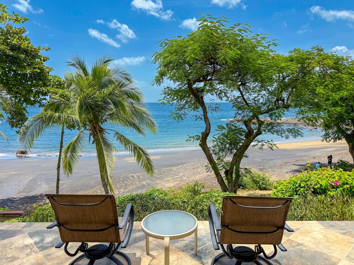 From your shaded patio, sink into a comfy chair and let the rhythm of the waves set the pace. With tropical blooms at your feet and the Pacific stretching beyond the palms, every glance is a reminder that time slows beautifully here