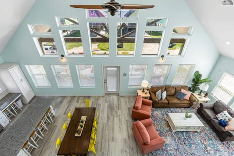 Amenities loaded! 100ft to water~ Views, Play-area