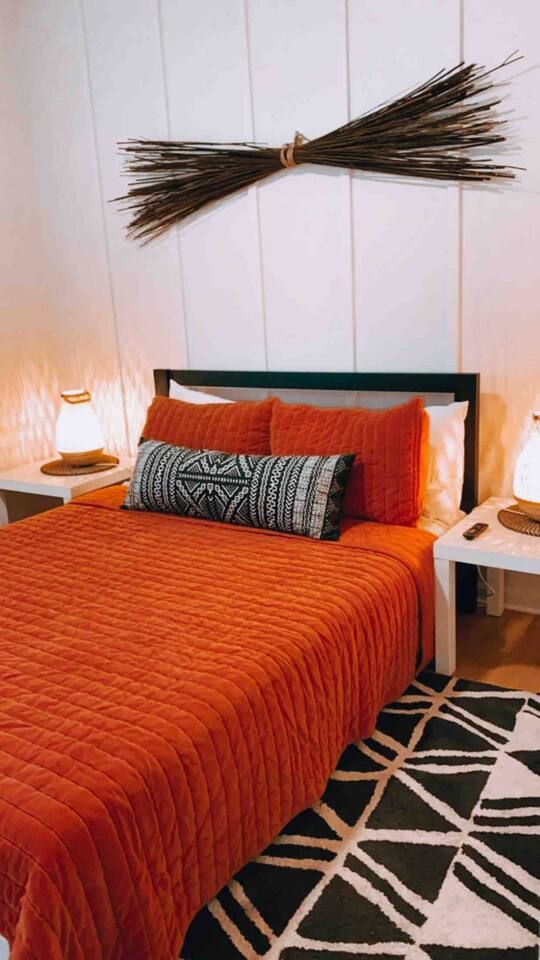 The farmhouse, Sleeps 28, 6 bedroom 4 bath