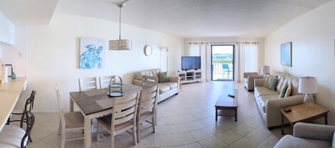 Sea Club Condo #402