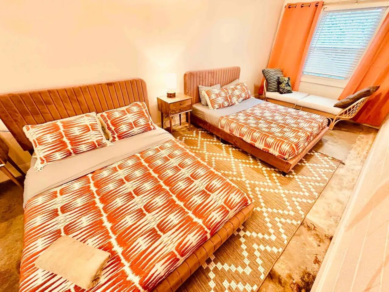 Nordic Haven 7 bedroom Hottub pingpong sleeps 24