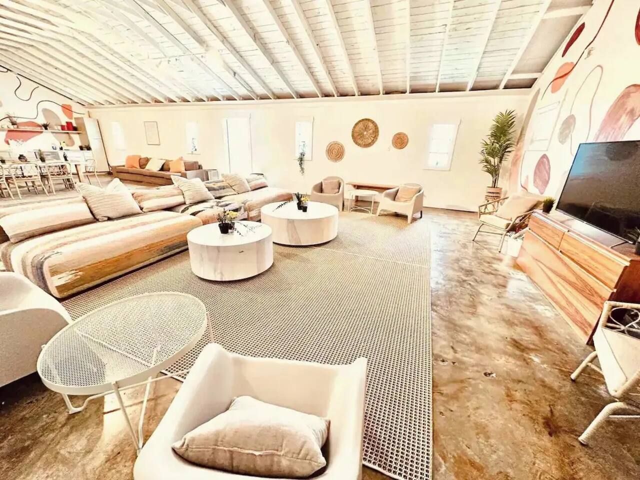 Nordic Haven 7 bedroom Hottub pingpong sleeps 24