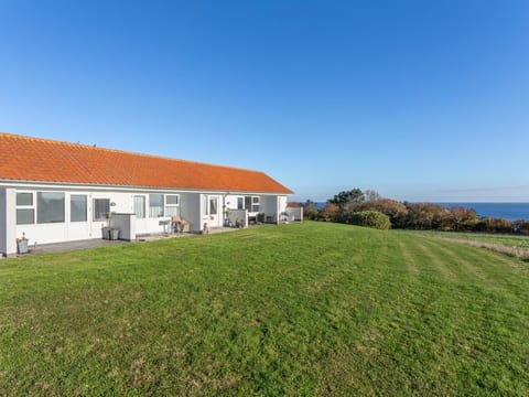 "Askrik" - 400m from the sea