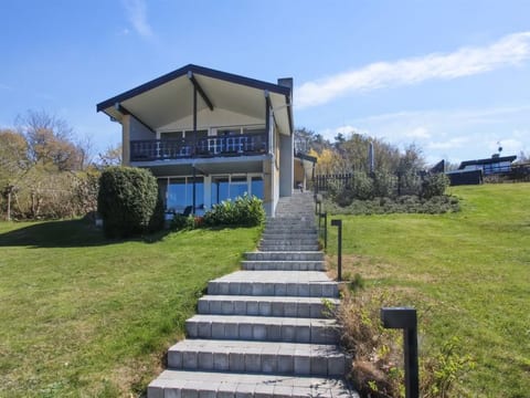 "Takenya" - 400m from the sea