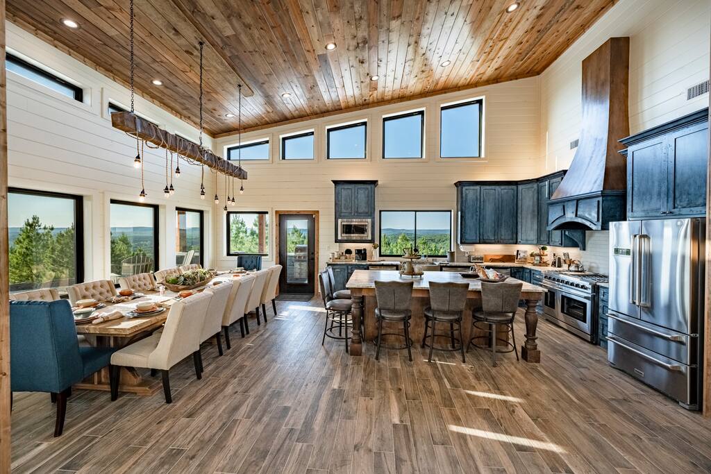 Mountain Top Vista/Family Retreat/Intimate Wedding