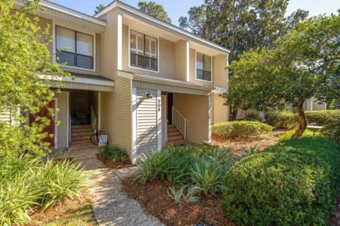Golf & Beach Resort Condo w/ 6 Seat