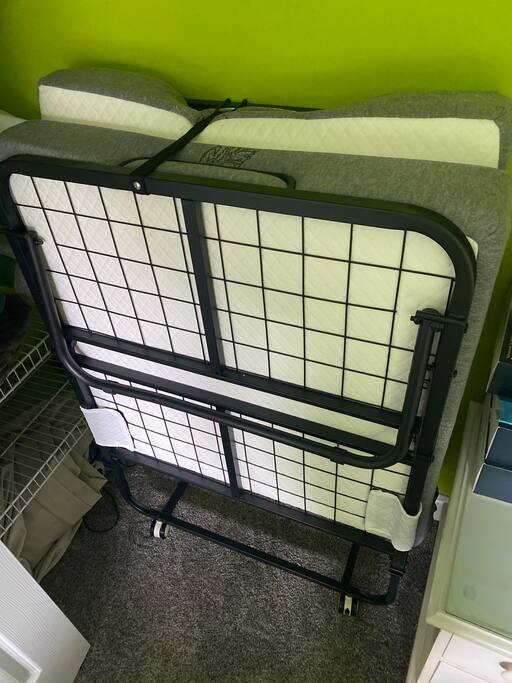 2023: 2 New Plush Memory Foam Rollaway Beds Added for Sleeping options