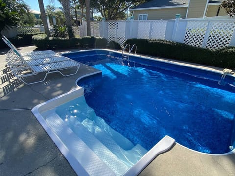 Gigi’s Sunshine Beach Retreat