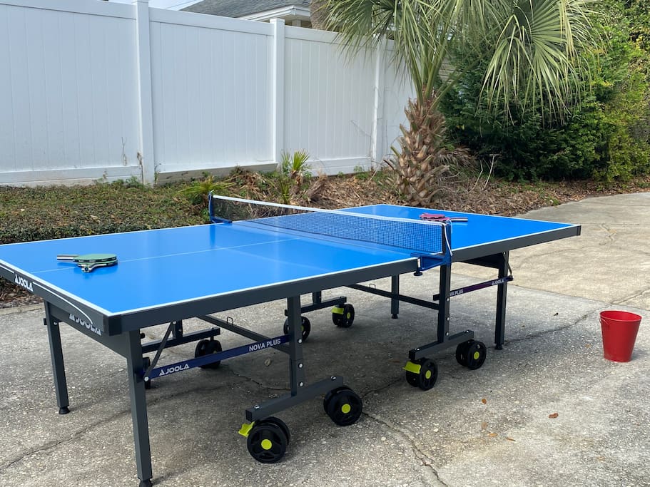 2023: New Weather Resistant/Tournament Quality Ping Pong Table. Stored in Garage