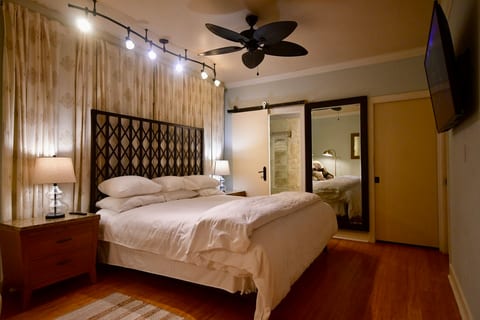VacationRentalCharleston, LLC