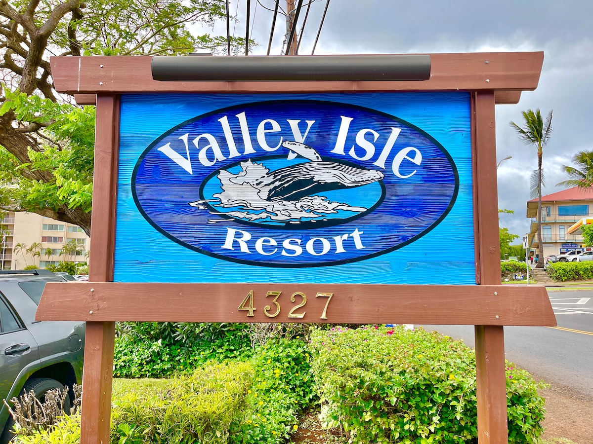 Ocean Views- Beachfront- Steps to a Sandy Beach! - Lahaina