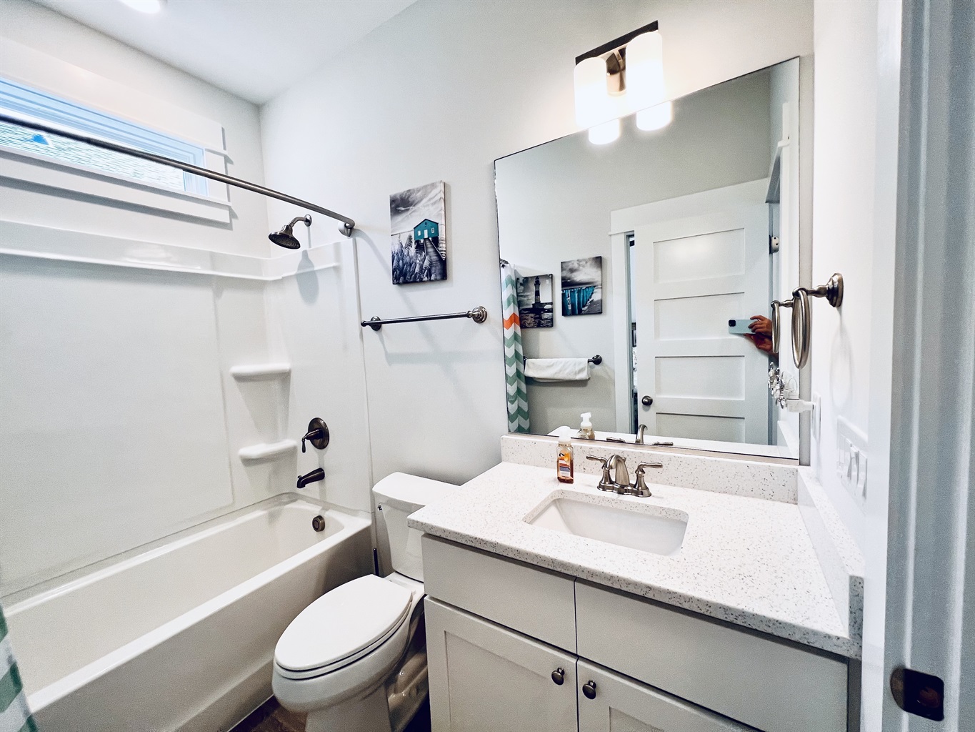 Bathroom 2, Quartz Sink, Tub/Shower combo