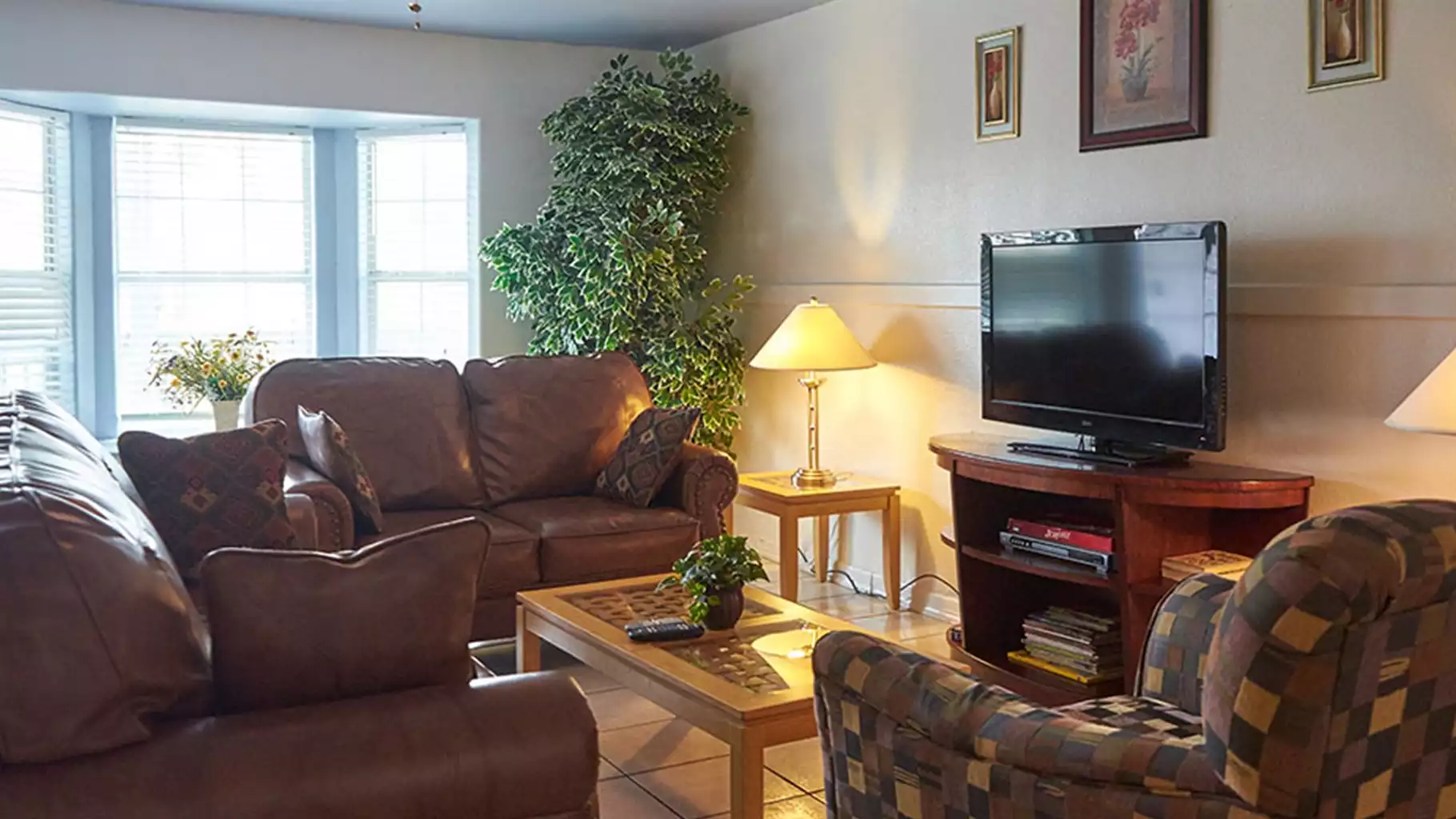 Flat screen tv in the living area - Casa Malbec A - South Padre Island