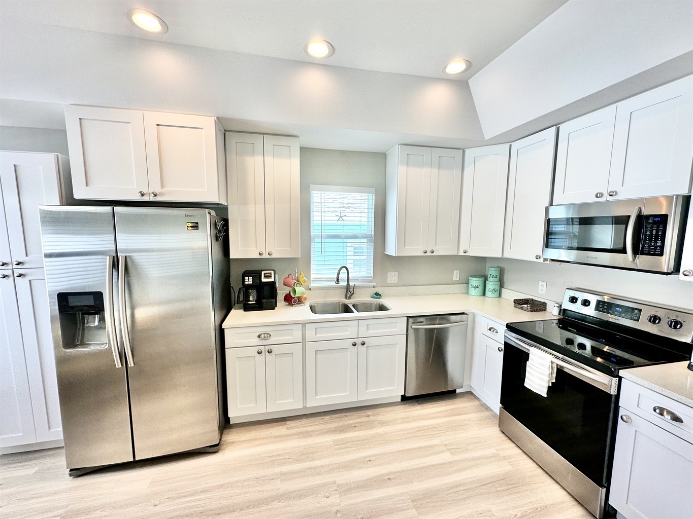 Kitchen Kitchen - Shell Yeah! - Panama City Beach