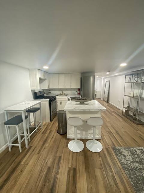 New Apt Near Prospect Park South & Kings Theatre