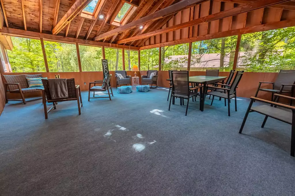 Creekside Chalet - Lake Ariel Creekside Chalet - Lake Ariel
