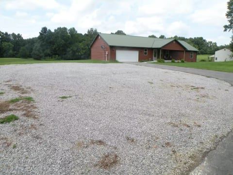 Lake Star Acres at Dale Hollow Lake