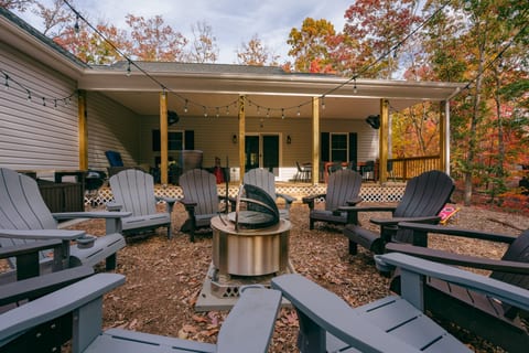Gather 'round the flames and let the good times glow! Our outdoor firepit is the perfect spot to toast marshmallows, share stories, and make memories that light up the night!