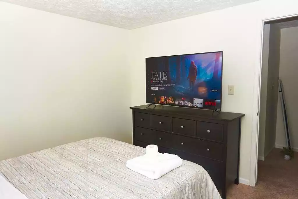 Exquisite & Immaculate 5BD in Best Location - Fairfax