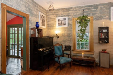 Live in a Work of Art!