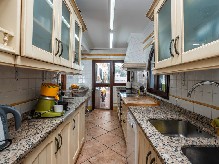 Kitchen / Dining Room - Villa Goval - Marbella Center