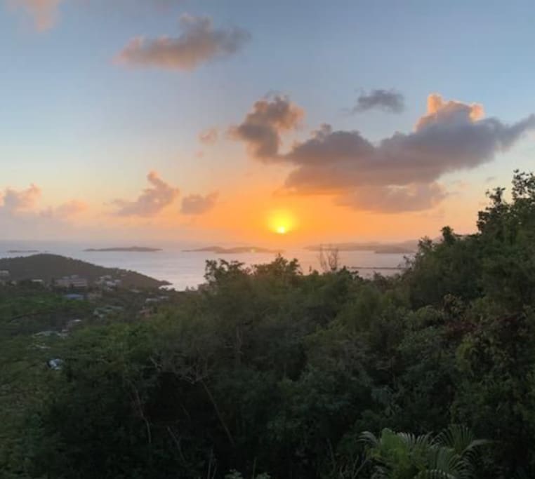 Sunset views over Pillsbury sound - Riley's Retreat  - St John