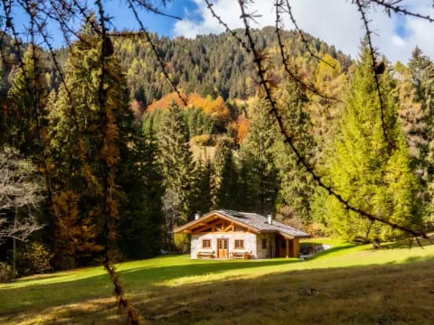 Baita Valon Alpine Hideaway