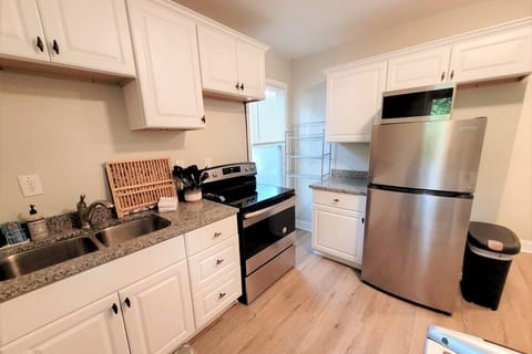 House close to Downtown!