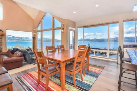 Moosewood Haven - Ideal Family Retreat